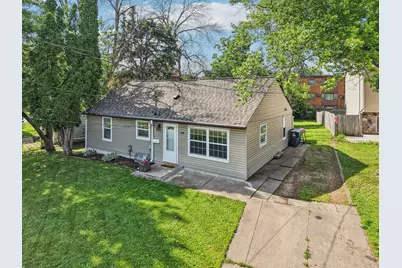 1524 Arlington Avenue E, Saint Paul, MN 55106 - Photo 1
