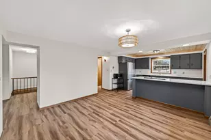 433 7th St S, Hudson, WI 54016 - Photo 4