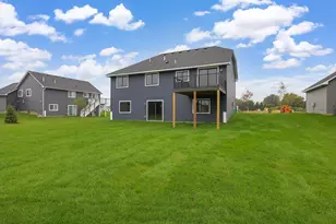 17762 Empire Trail, Lakeville, MN 55044 - Photo 2