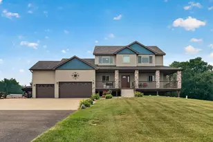 5524 188th Ave NE, Wyoming, MN 55092 - Photo 2