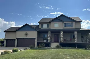 5524 188th Ave NE, Wyoming, MN 55092 - Photo 2