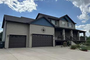 5524 188th Ave NE, Wyoming, MN 55092 - Photo 2