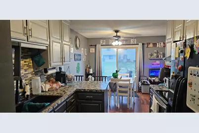 8781 Maplebrook Parkway N, Brooklyn Park, MN 55445 - Photo 4