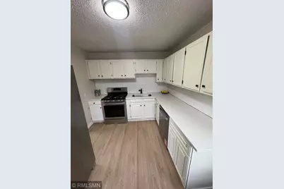 21 Inner Drive, Circle Pines, MN 55014 - Photo 4