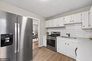 21 Inner Dr, Circle Pines, MN 55014 - Photo 2