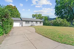 516 55th Ave N, Brooklyn Center, MN 55430 - Photo 2