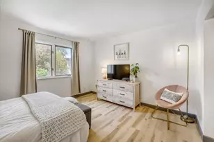 3521 Clinton Ave, Minneapolis, MN 55408 - Photo 16