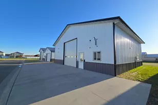 1701 4th Ave NE, Barnesville, MN 56514 - Photo 1