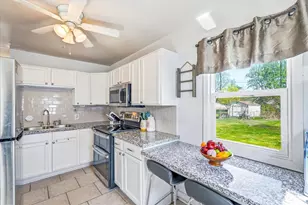 2 Park Dr W, Circle Pines, MN 55014 - Photo 10