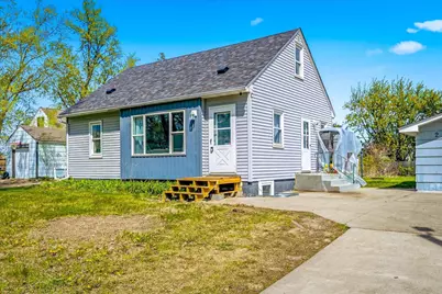 2 Park Drive W, Circle Pines, MN 55014 - Photo 4