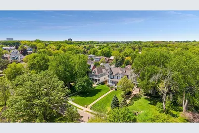 1263 Como Boulevard W, Saint Paul, MN 55103 - Photo 2