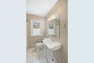 303 Roma Avenue, Roseville, MN 55113 - Photo 20