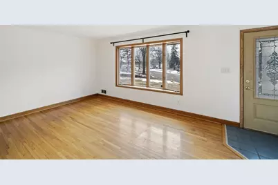 303 Roma Avenue, Roseville, MN 55113 - Photo 2