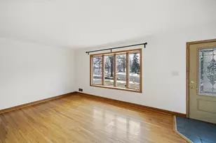 303 Roma Ave, Roseville, MN 55113 - Photo 2