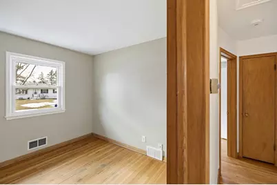 303 Roma Avenue, Roseville, MN 55113 - Photo 12