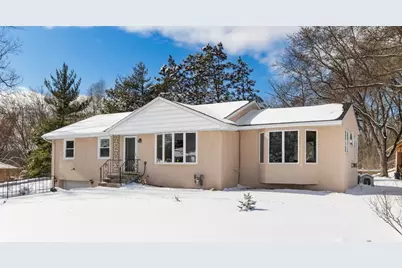 303 Roma Avenue, Roseville, MN 55113 - Photo 24