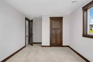 19966 Hiawatha Ct, Lakeville, MN 55044 - Photo 30