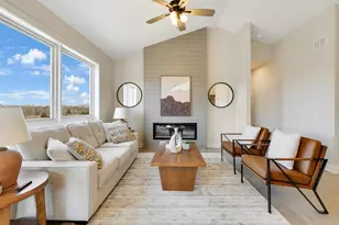 19966 Hiawatha Ct, Lakeville, MN 55044 - Photo 22