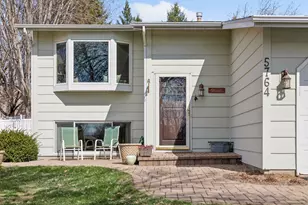 5764 W 136th Ct, Savage, MN 55378 - Photo 2