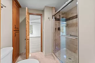 10302 Toledo Cir, Bloomington, MN 55437 - Photo 40