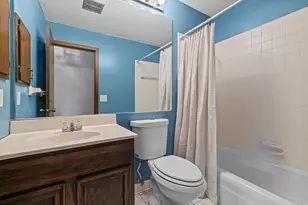 10302 Toledo Cir, Bloomington, MN 55437 - Photo 34
