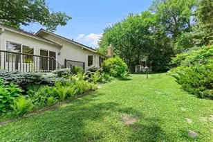 10302 Toledo Cir, Bloomington, MN 55437 - Photo 50