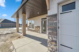 1954 Woods Pt, Waconia, MN 55387 - Photo 2