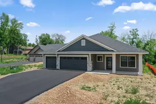 1954 Woods Pt, Waconia, MN 55387 - Photo 2