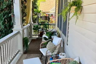 2710 Red Splendor Cir E, Maplewood, MN 55119 - Photo 2