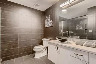 1240 S 2nd St, Minneapolis, MN 55415 - Photo 8