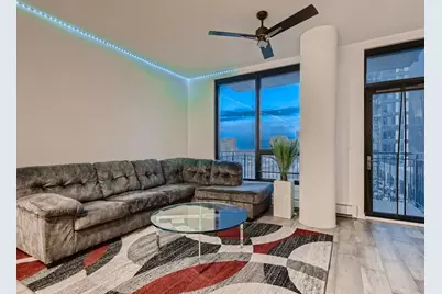 1240 S 2nd Street #1023, Minneapolis, MN 55415 - Photo 4