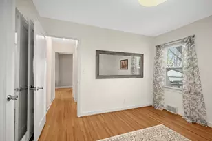 296 Hamline Ave S, Saint Paul, MN 55105 - Photo 12
