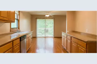 7018 James Avenue N, Brooklyn Center, MN 55430 - Photo 6