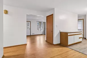 2637 5th Ave E, North Saint Paul, MN 55109 - Photo 8