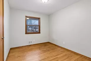 2637 5th Ave E, North Saint Paul, MN 55109 - Photo 18