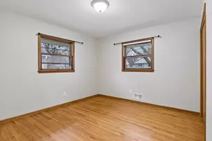 2637 5th Ave E, North Saint Paul, MN 55109 - Photo 14