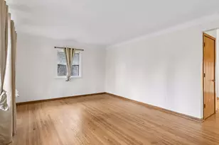 2637 5th Ave E, North Saint Paul, MN 55109 - Photo 2