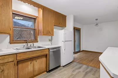 2637 5th Avenue E, North Saint Paul, MN 55109 - Photo 10