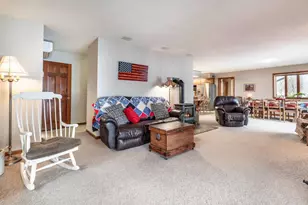 38276 N Eagle Lake Rd, Battle Lake, MN 56515 - Photo 14