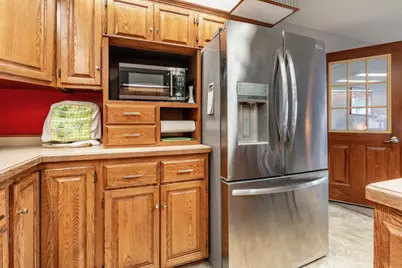 38276 N Eagle Lake Road, Battle Lake, MN 56515 - Photo 10