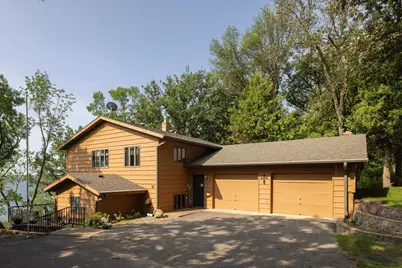 38276 N Eagle Lake Road, Battle Lake, MN 56515 - Photo 2