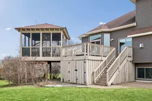 2378 Manuela Dr, Chaska, MN 55318 - Photo 62