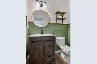 2378 Manuela Drive, Chaska, MN 55318 - Photo 24