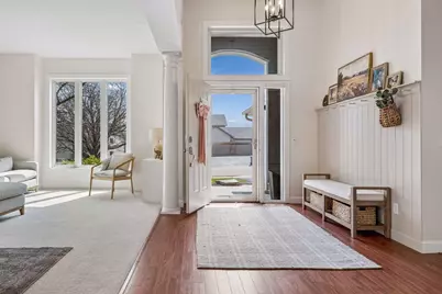 2378 Manuela Drive, Chaska, MN 55318 - Photo 4