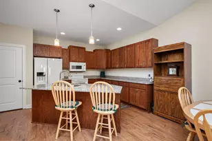 11623 Alpine Dr, Monticello, MN 55362 - Photo 4