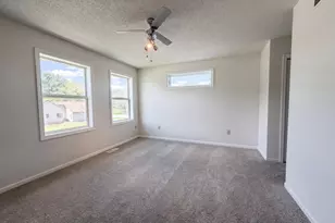 9429 Harkness Ave S, Cottage Grove, MN 55016 - Photo 4