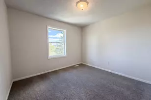 9429 Harkness Ave S, Cottage Grove, MN 55016 - Photo 12