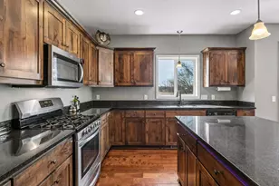 9614 198th St W, Lakeville, MN 55044 - Photo 18