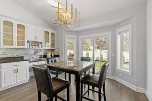 9154 Edinburgh Ln, Woodbury, MN 55125 - Photo 12