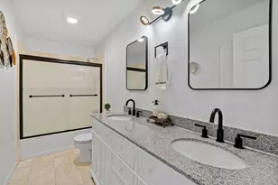 9154 Edinburgh Ln, Woodbury, MN 55125 - Photo 32